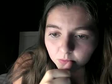 brunettebaby040