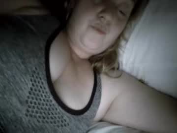curvyblond20