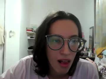 emilly964460