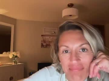 hotmommy cums