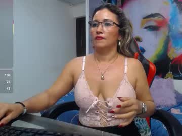 noelia milfs