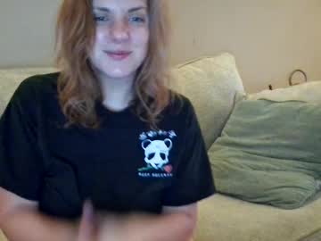 tinywithtiddies